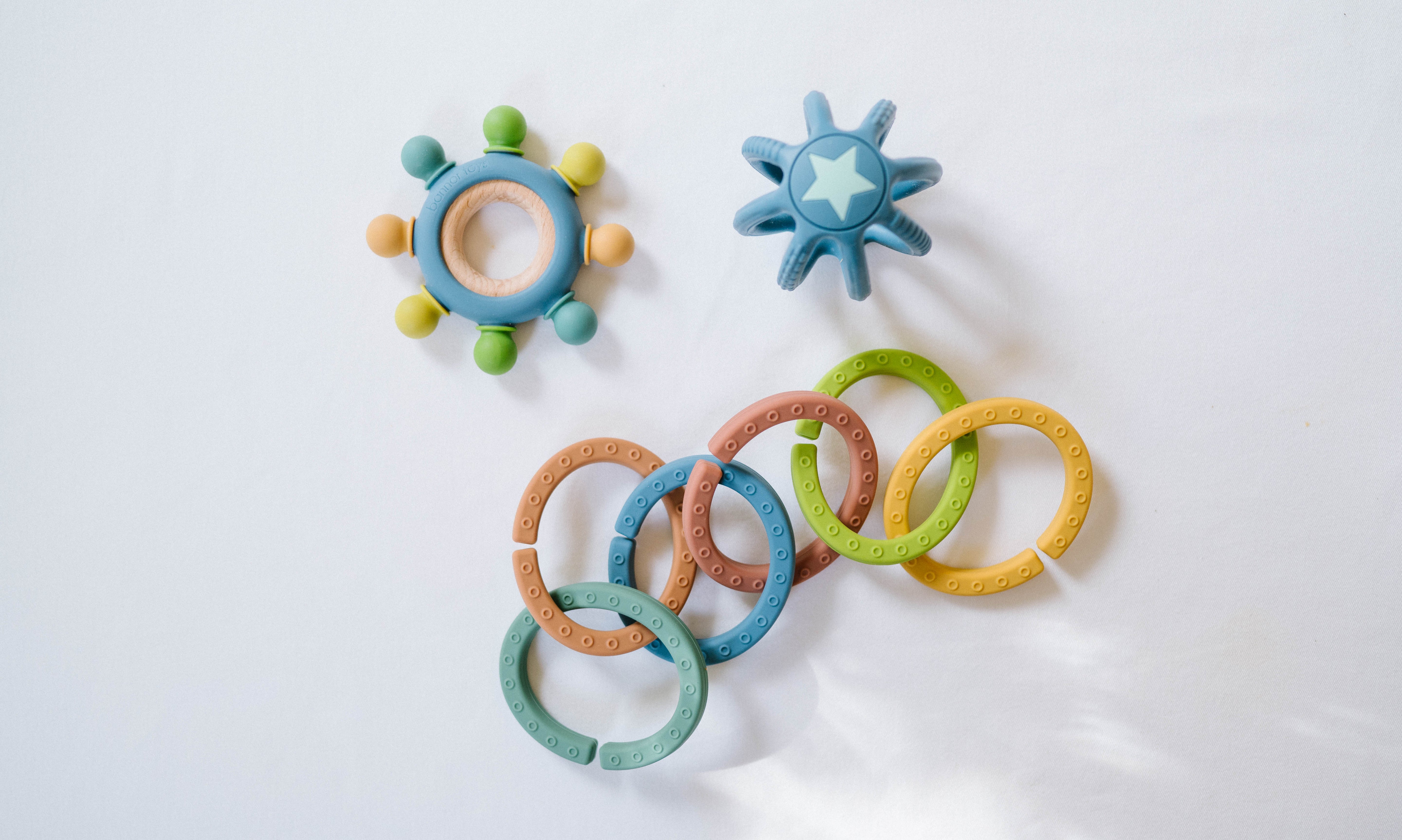 Silicone Baby Ring Links, Mountain - Bannor Toys