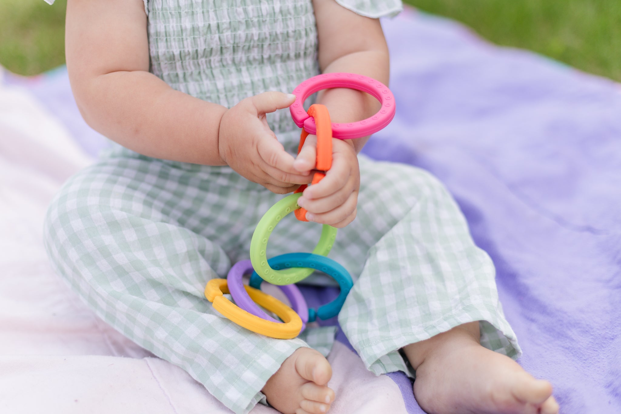 Silicone Ring Links - Confetti - Bannor Toys