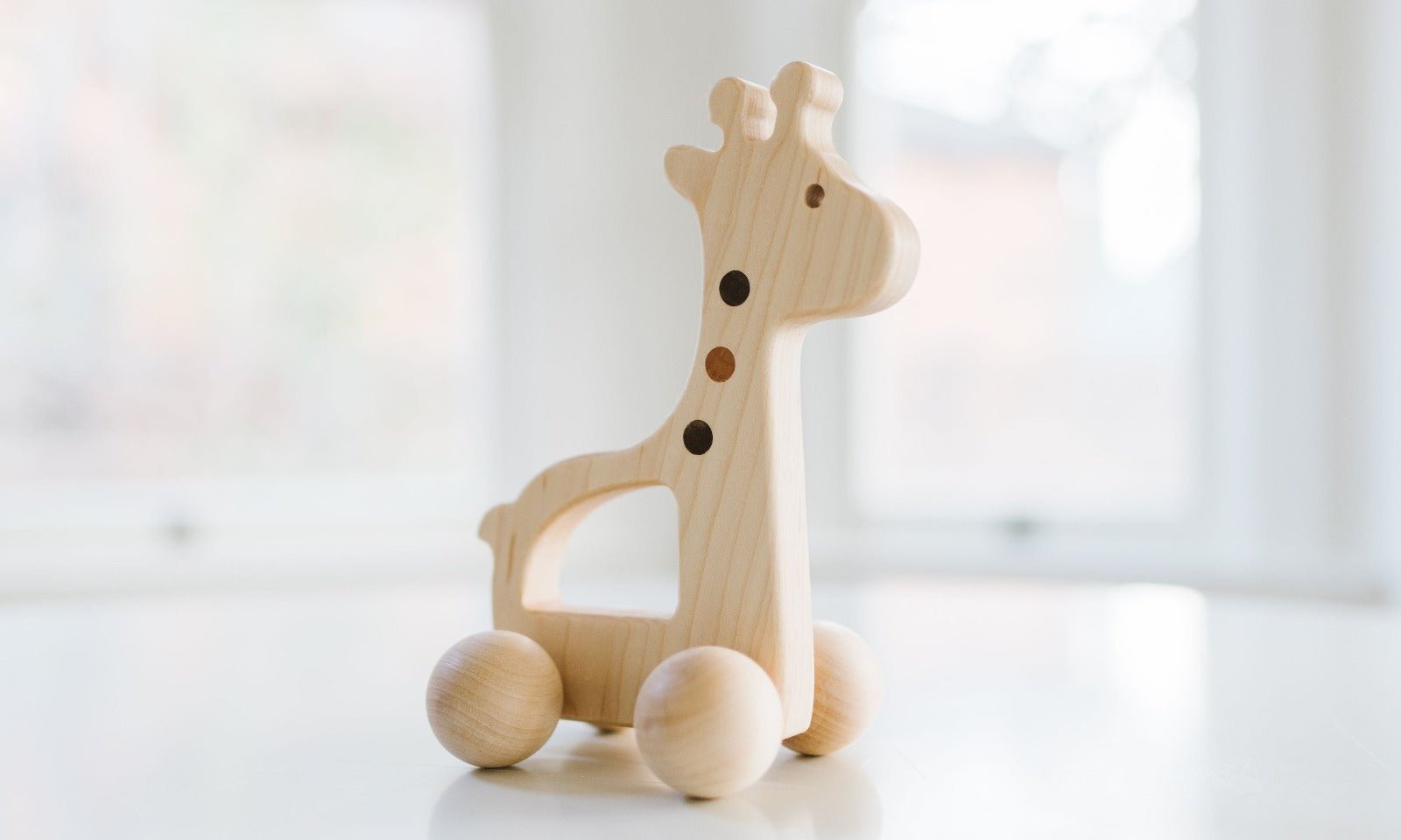 Giraffe Push Toy - Bannor Toys