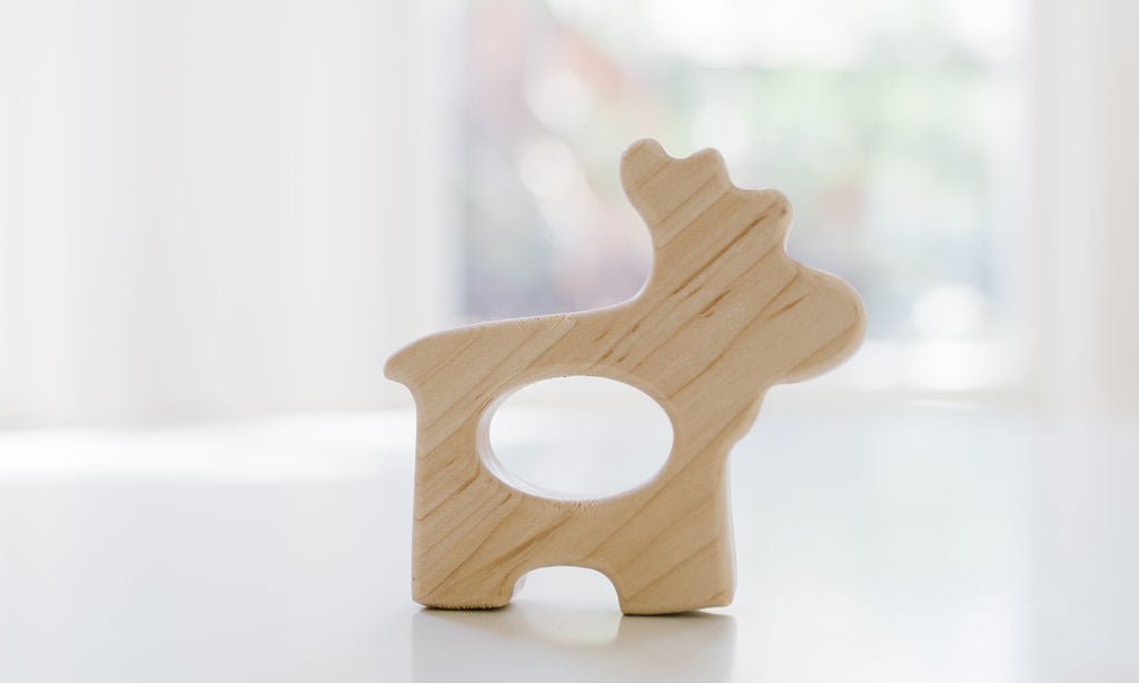 Moose Wooden Grasping Toy - Bannor Toys